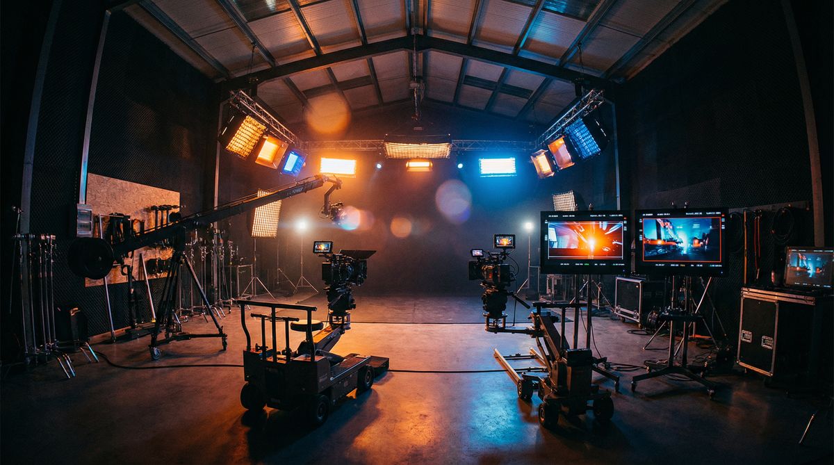 草榴视频影视传媒公司工作室